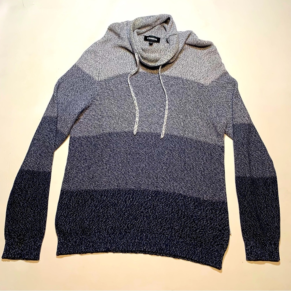 Express Women's Cowl neck Cotton sweater ombre blue gradient Medium 5714